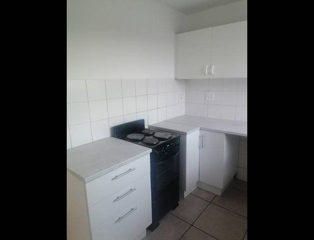 2 BEDROOM APARTMENT TO LET IN FAIRFIELD ESTATE